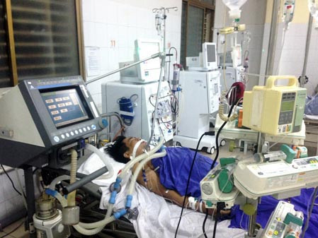 Nạn nhân ngộ độc Rượu nếp có khả năng bị mù