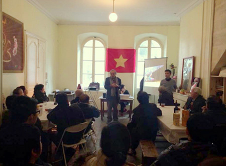 Du học sinh Việt gây quỹ hướng về miền Trung