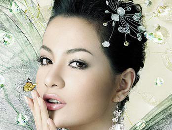 Siêu mẫu Ngọc Thúy bán tài sản đang tranh chấp