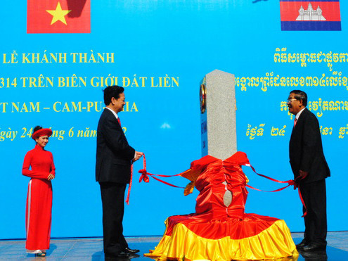 Khánh thành cột mốc biên giới cuối cùng trên bộ Việt Nam - Campuchia