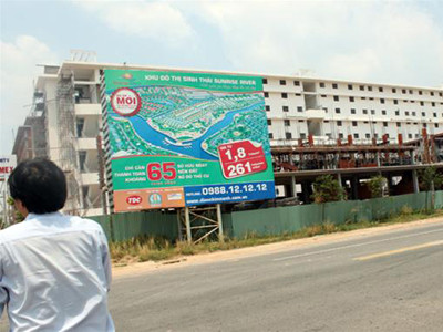 Hướng tới căn hộ có giá trung bình là giải pháp cho nhiều doanh nghiệp bất động sản. Trong ảnh: một dự án cho người thu nhập thấp tại Bình Dương - Ảnh: Đ.DÂN