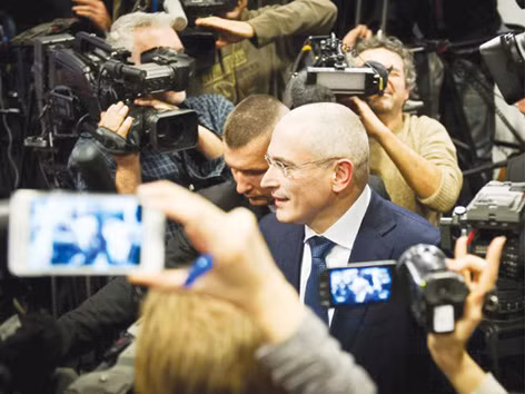 Ngoại giao bí mật cứu cựu trùm dầu mỏ Nga