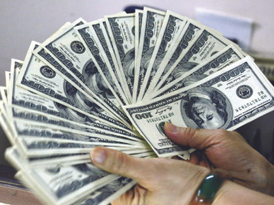 Nhiều doanh nghiệp chọn cách vay USD rồi bán lấy VND