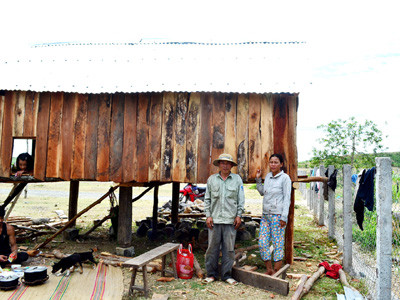 Dân thiếu ăn vì thủy điện sông Ba Hạ