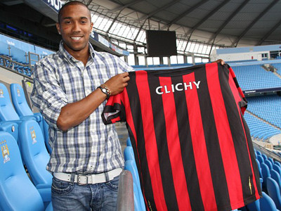 Gael Clichy đào tẩu khỏi Arsenal, sang Man City