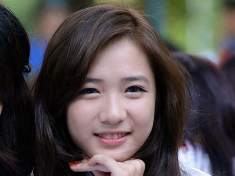 Hot girl phờ phạc, mệt mỏi vì kỳ thi ĐH