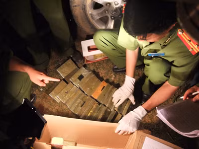 50 bánh heroin bị thu giữ