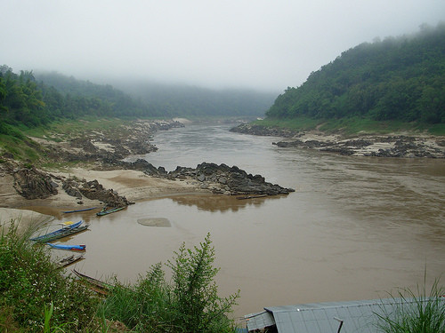 Xây thủy điện Xayaburi: Lào mất nhiều hơn được
