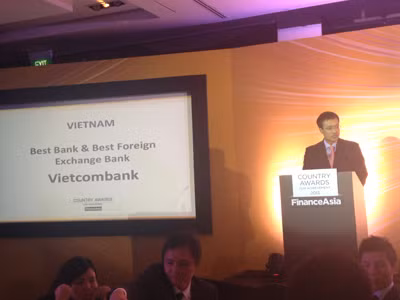 “Ngân hàng tốt nhất Việt Nam năm 2013”