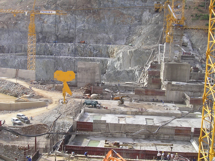 Chuyện lạ ở EVN: Hai công ty quản lý một nhà máy thủy điện?