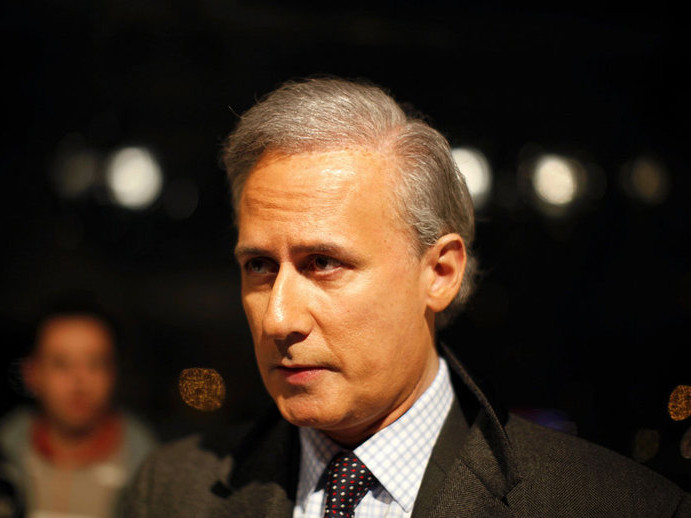 Bộ trưởng Nội vụ Pháp bị tố sàm sỡ hai phụ nữ