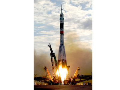 Nga tạm dừng phóng tên lửa đẩy