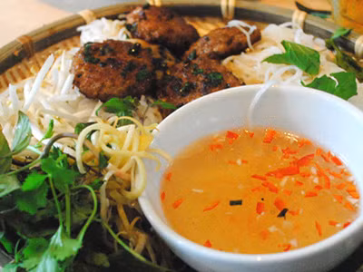 Bún chả lọt top 10 món ngon mùa hè của CNN