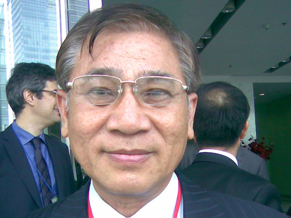 Quyền lợi người dân có bị 'treo'?