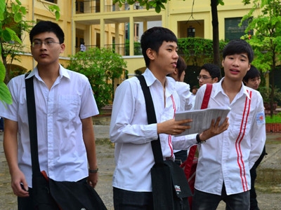 Ngày thi thứ hai: 12 thí sinh bị đình chỉ