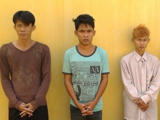 Khởi tố 5 kẻ cướp vàng của ông lão ăn xin