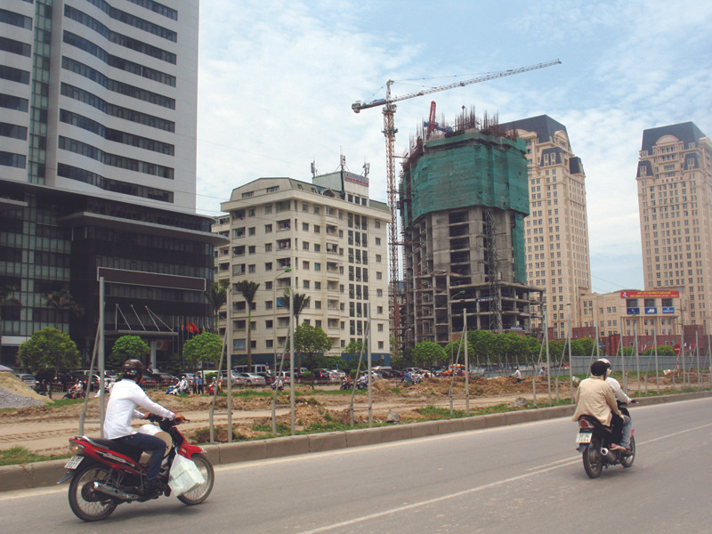 Bất động sản khó khăn đến cuối năm