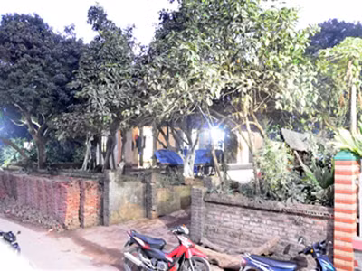 Công an xã bắn đạn cao su, hai người nhập viện