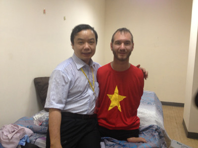 Nick Vujicic chữa lành 'khuyết tật' tâm hồn