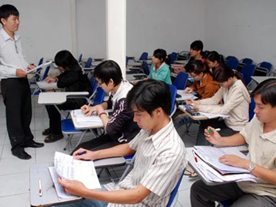 Đi mượn… giảng viên