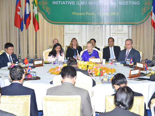 Các nước ASEAN cần duy trì và củng cố đoàn kết