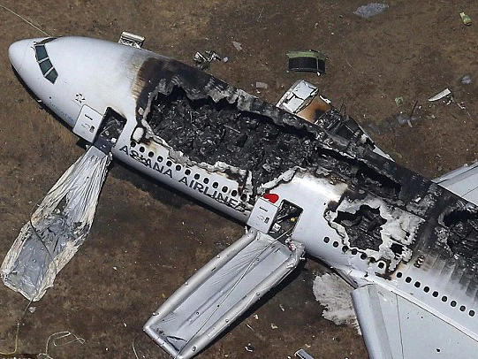 Cháy máy bay ở Mỹ: Phi công lần đầu lái Boeing 777