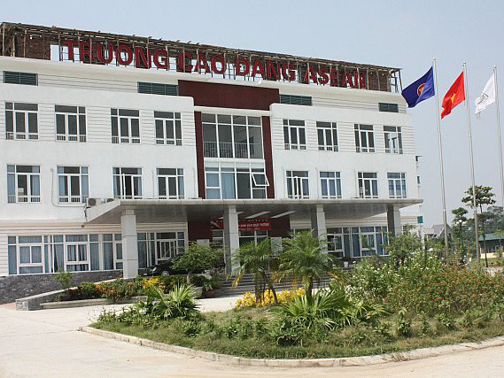 Bộ GD&ĐT: Trường CĐ Asean phải dừng tuyển sinh trái phép