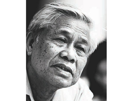 Nhà thơ Vũ Quần Phương: 'Trong họa có phúc'