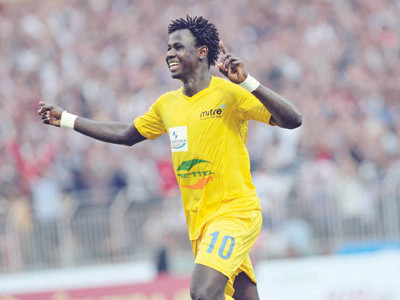 Vòng 2 V-League: Hat-trick đầu tiên