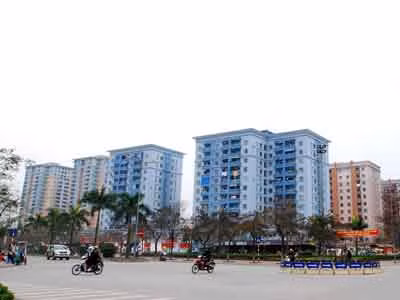 Trăm mét đất không mua nổi mét nhà