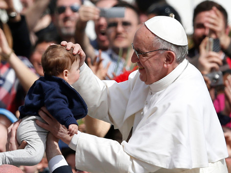 Giáo hoàng ngẫu hứng, phóng viên mệt nhoài