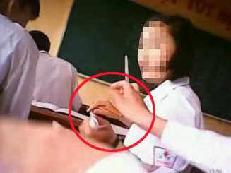 'Em mong vẫn được tính bài thi'