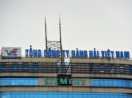 Cho phá sản Vinashinlines