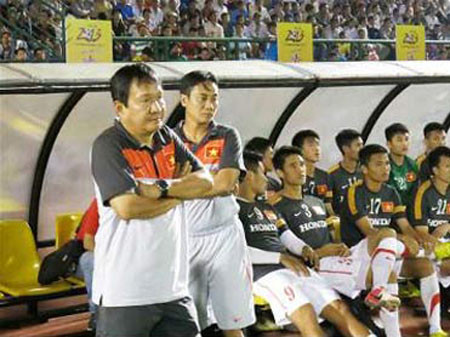 Tiết lộ giải trình của HLV Hoàng Văn Phúc với VFF