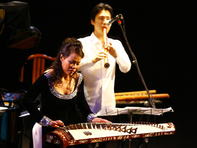 Khi đàn tranh chơi nhạc R&B