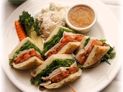 Ăn trưa muộn dễ béo phì