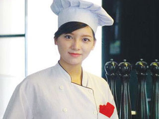 Cô gái đam mê mãnh liệt nghề đầu bếp