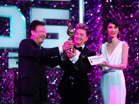 Đàm Vĩnh Hưng, Hồ Ngọc Hà 'hâm mộ' Uyên Linh