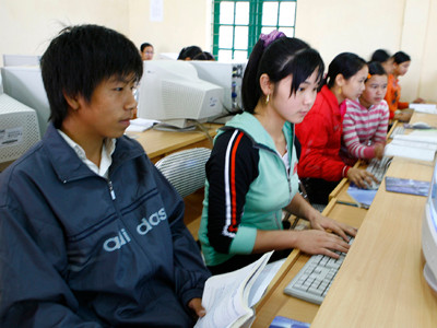 Tháo khoán đầu vào, cử nhân có về lại quê?