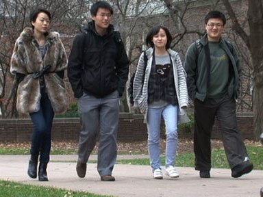 Quan lớn mất chức vì ‘xí’ chỗ làm trước cho con