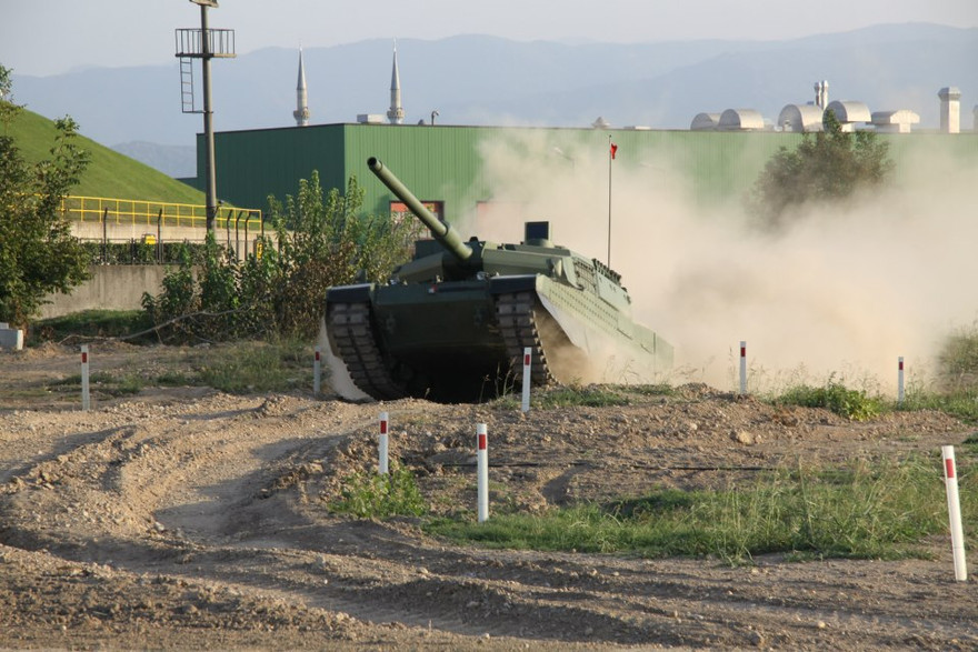 Thổ Nhĩ Kỳ thử nghiệm Altay nội địa