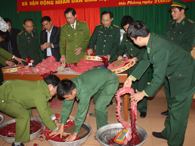 Ngăn chặn, bắt giữ pháo lậu