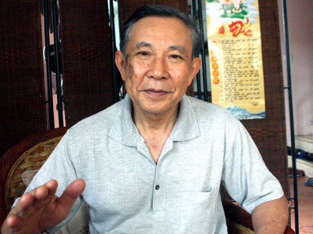 ‘Phải cho nghỉ việc công chức ăn cắp thời gian’