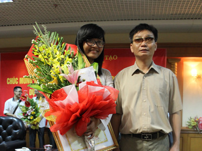 Nữ sinh nghèo và huy chương Olympic quốc tế