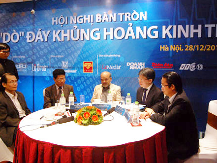 'Đáy' khủng hoảng kinh tế kéo tới giữa năm 2013?