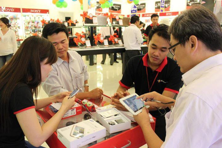 FPT Shop khai trương hệ thống thứ 9 tại Hà Nội