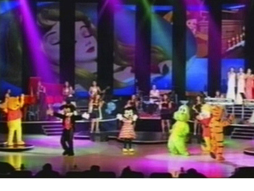 Hình ảnh từ cuộc biểu diễn hôm 6-7