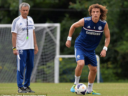 Dọn chỗ cho Ramos, Mourinho tống khứ David Luiz