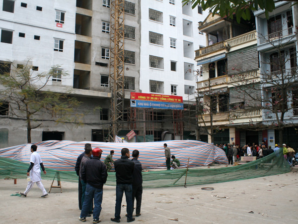 Hiện trường vụ tai nạn lao động đã được quay bạt kín