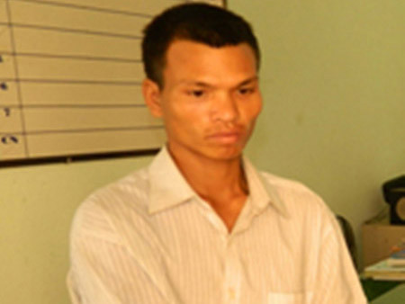 Con rể bỏ thuốc độc vào bể nước ăn giết cả gia đình vợ